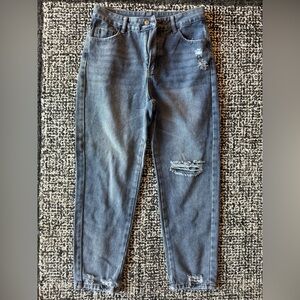 NWOT SHEIN Distressed Jeans